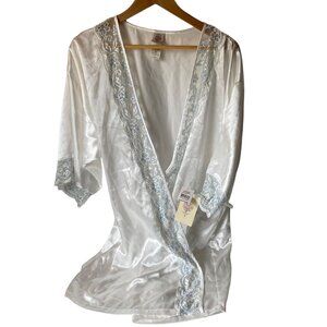 In Bloom By Jonquil Ivory Satin Blue Lace Robe Womens M/L Sleepwear No Belt